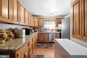 228 Bartlett Ave, Sharon Hill, PA 19079 - Photo 10