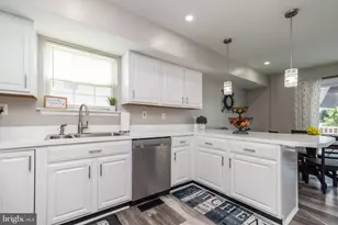 319 Fairview Rd, Woodlyn, PA 19094 - Photo 8