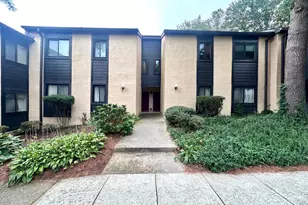 212 Painters Crossing, Chadds Ford, PA 19317 - Photo 2