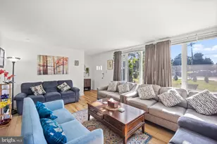 2025 S Sproul Rd, Broomall, PA 19008 - Photo 6