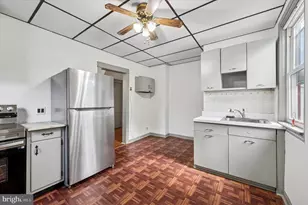 924 Pitman Ave, Darby, PA 19023 - Photo 14