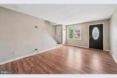 952 Grant Road, Folcroft, PA 19032 - Photo 2