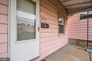 816 Upland Ave, Chester, PA 19013 - Photo 4