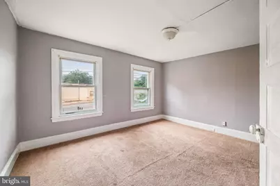 816 Upland Avenue, Chester, PA 19013 - Photo 8