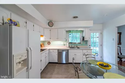 127 Deerfield Road, Broomall, PA 19008 - Photo 18