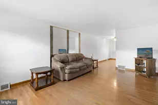 837 Grant Rd, Folcroft, PA 19032 - Photo 4