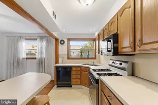 837 Grant Rd, Folcroft, PA 19032 - Photo 10