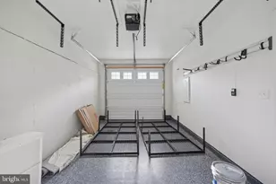 300 Rock Run Cir, Broomall, PA 19008 - Photo 32