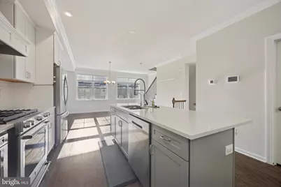 300 Rock Run Circle, Broomall, PA 19008 - Photo 4