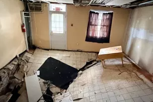 308 Market St, Marcus Hook, PA 19061 - Photo 4