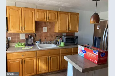 275 Glendale Road, Upper Darby, PA 19082 - Photo 4