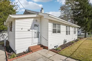 1001 Sunset St, Marcus Hook, PA 19061 - Photo 2