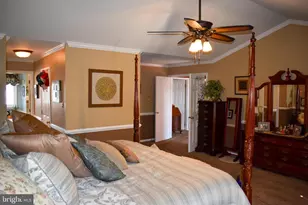 72 Overlook Cir, Garnet Valley, PA 19060 - Photo 14