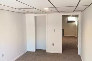 1027 Windsor Rd, Collingdale, PA 19023 - Photo 16