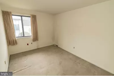 987 Putnam Boulevard, Wallingford, PA 19086 - Photo 12