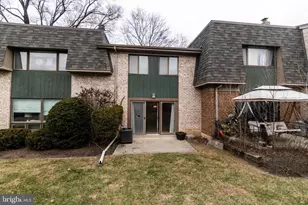 987 Putnam Blvd, Wallingford, PA 19086 - Photo 2