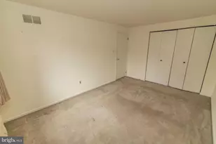 987 Putnam Blvd, Wallingford, PA 19086 - Photo 16