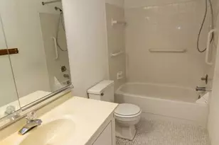 987 Putnam Blvd, Wallingford, PA 19086 - Photo 18