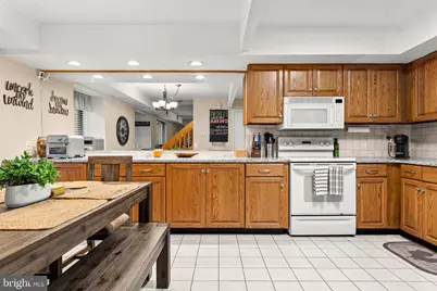 2201 Aspen Circle, Springfield, PA 19064 - Photo 6