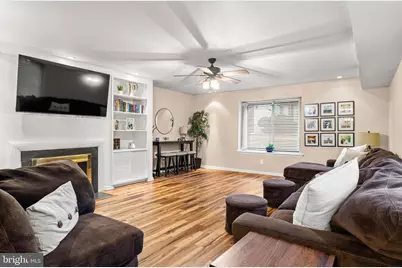 2201 Aspen Circle, Springfield, PA 19064 - Photo 2