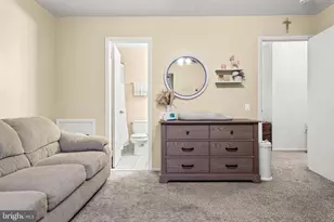 2201 Aspen Cir, Springfield, PA 19064 - Photo 16