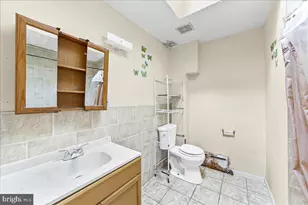 116 Richfield Rd, Upper Darby, PA 19082 - Photo 8