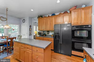 121 Camelot Ln, Newtown Square, PA 19073 - Photo 10
