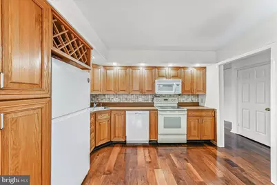 183 Bishop Drive, Aston, PA 19014 - Photo 6