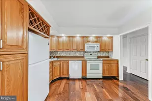 183 Bishop Dr, Aston, PA 19014 - Photo 6