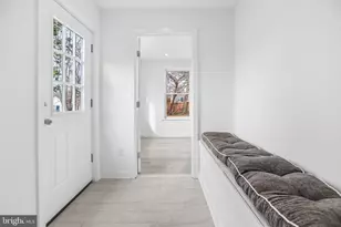 124 Washington Ave, Upper Chichester, PA 19014 - Photo 12