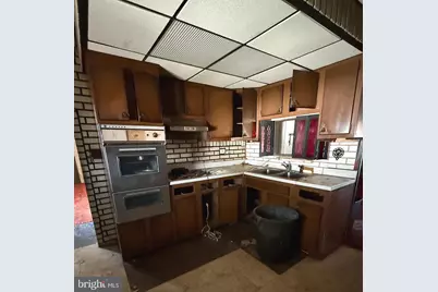 112 Ridge Avenue, Darby, PA 19023 - Photo 2