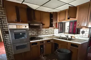 112 Ridge Ave, Darby, PA 19023 - Photo 2