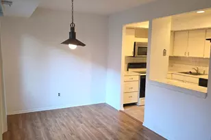 109 Village Chatham, Ardmore, PA 19003 - Photo 6