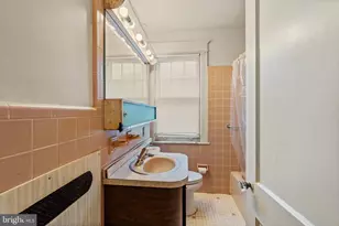 4608 Woodland Ave, Drexel Hill, PA 19026 - Photo 18