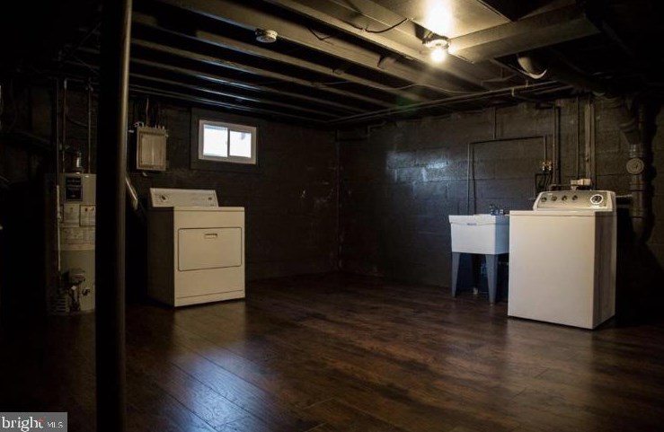 801 Lincoln Dr, Chester PA 19015-1020 exterior