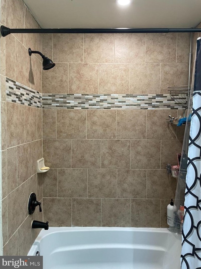 129 Springton Rd, Upper Darby PA  19082-4808 exterior