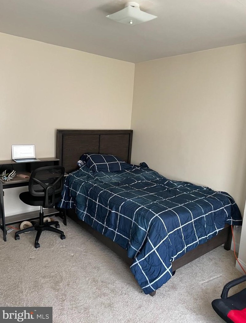 129 Springton Rd, Upper Darby PA  19082-4808 exterior