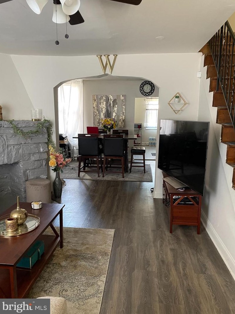 129 Springton Rd, Upper Darby, PA 19082-4808