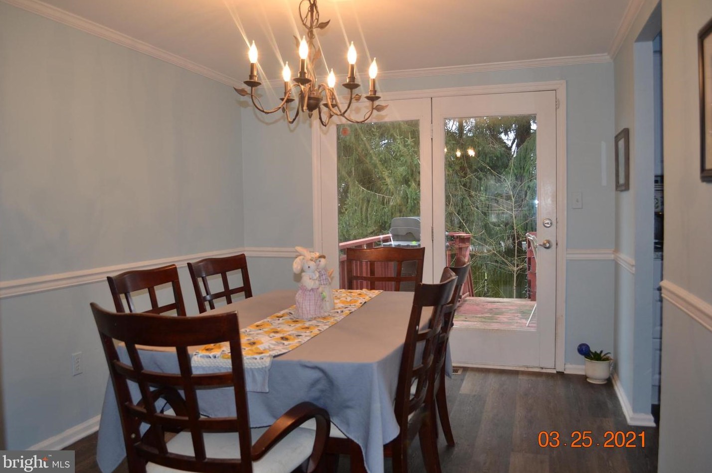 47 Colonial Cir, Chester PA  19014-1759 exterior