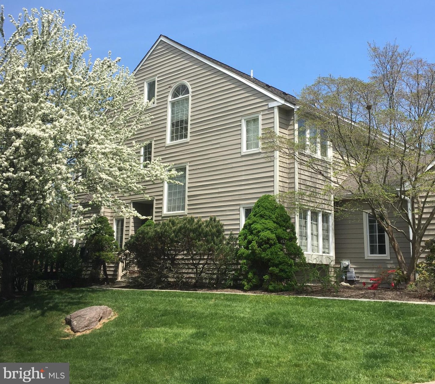 413 Wooded Way, Newtown Square PA  19073 exterior
