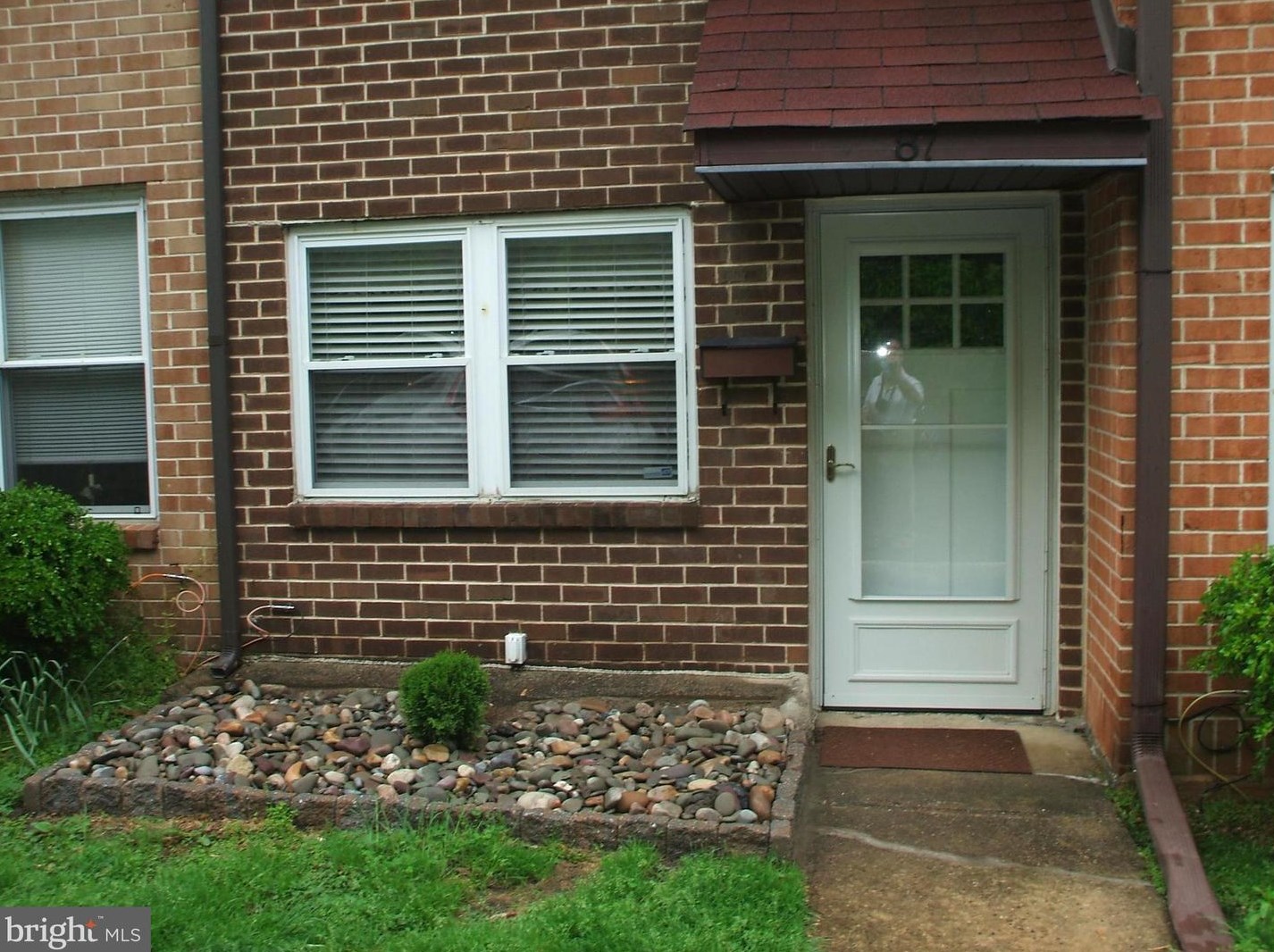 87 Park Vallei Ln, Chester PA  19015-3323 exterior