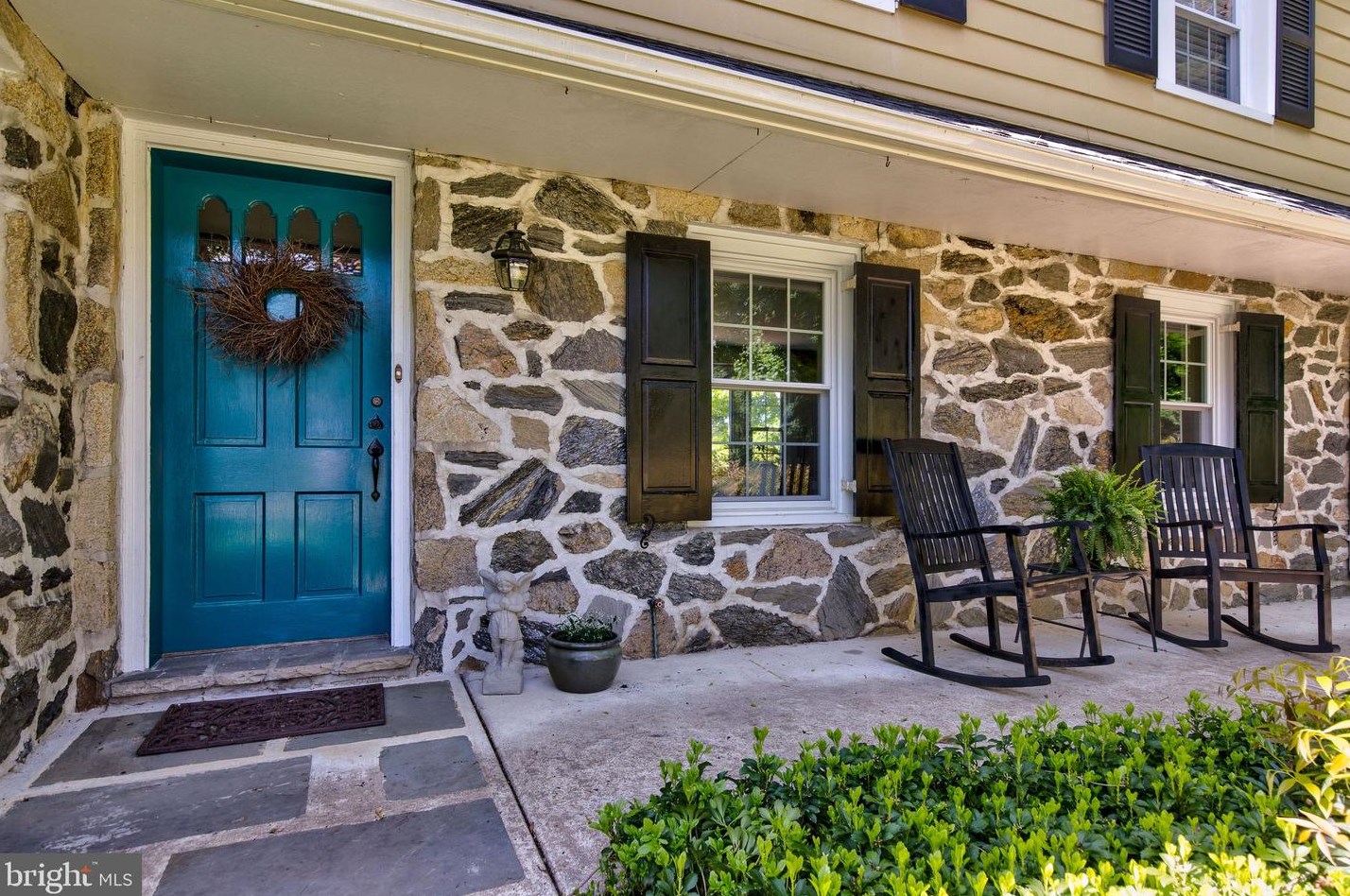 262 S Old Middletown Rd, Media, PA 19063