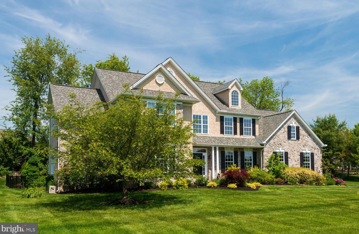 3219 Greystone Dr, Boothwyn, PA 19060