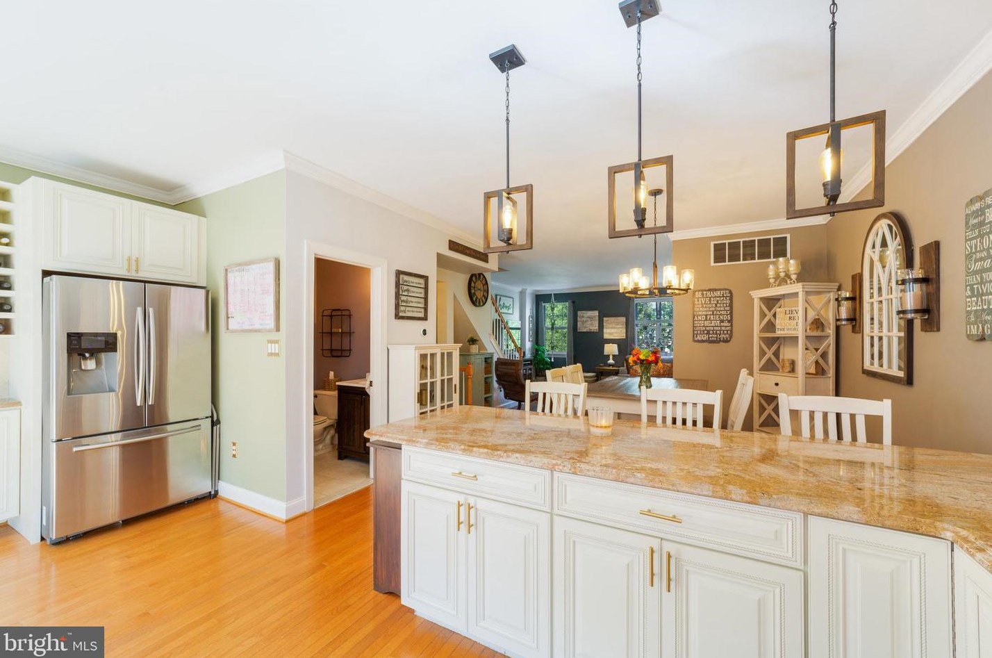 49 Hoag Ln, Chester PA  19014-3702 exterior