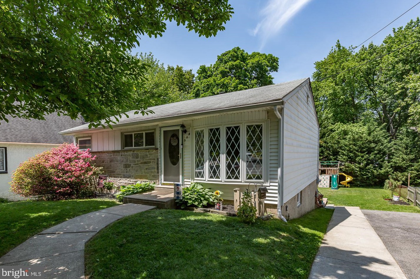308 Media Line Rd, Newtown Square, PA 19073