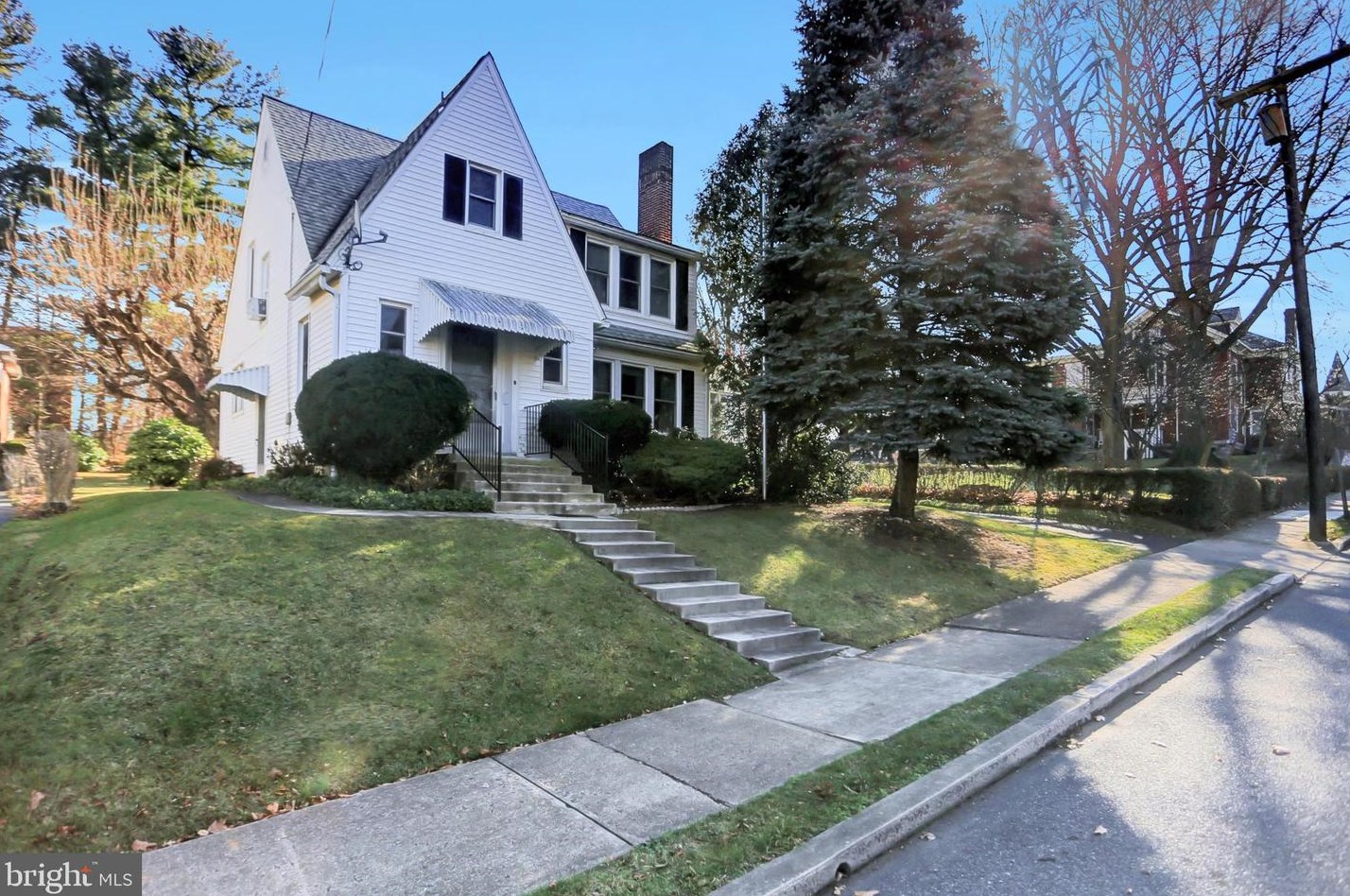 215 Grant St, Roadside, PA 17268-1129