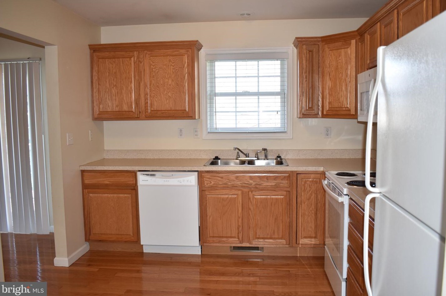 8817 Oxford Cir, Roadside, PA 17268-9225