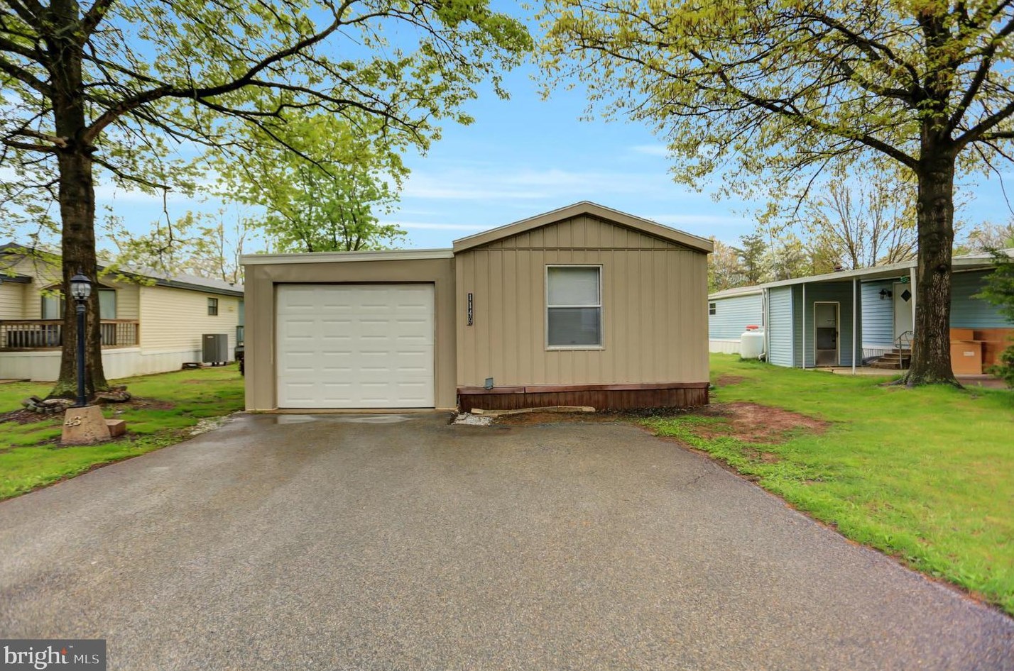 1149 Leisure Dr, Chambersburg, PA 17202-7602
