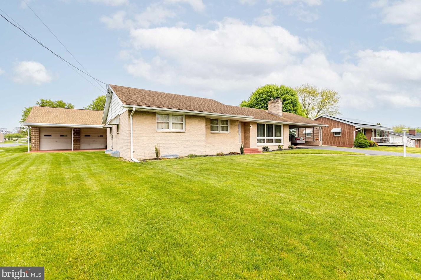 61 Minnich Rd, Chambersburg, PA 17201-8932
