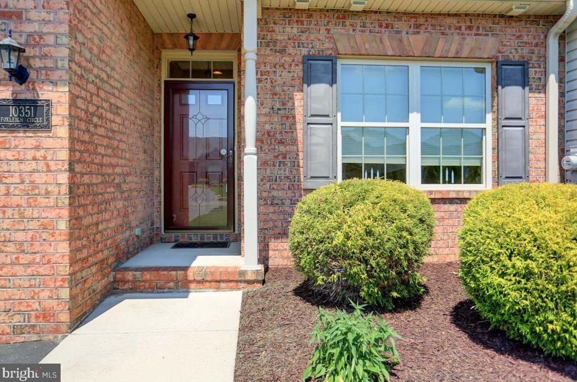 10351 Foxleigh Cir, Roadside, PA 17268-8266